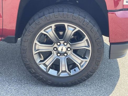 Used 2018 Chevrolet Silverado 1500 High Country AWD/4WD image 11