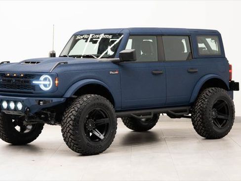 Used 2025 Ford Bronco 4-Door AWD/4WD image 12