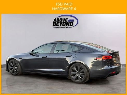 Used 2025 Tesla Model S AWD/4WD image 9