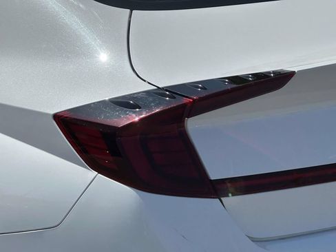 Used 2023 Hyundai Sonata SEL w/ Cargo Package FWD image 9