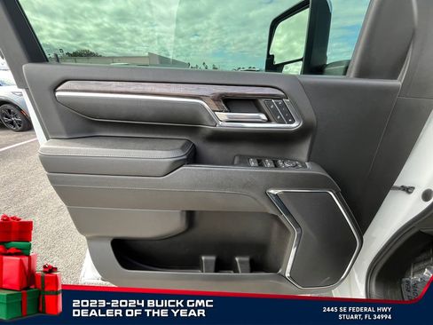 Used 2024 Chevrolet Silverado 2500 LTZ image 22