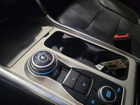 Used 2021 Ford Explorer Limited w/ Equipment Group 301A image 26