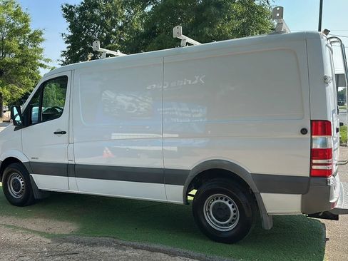 Used 2015 Mercedes-Benz Sprinter 2500 w/ Additional Battery Package image 4