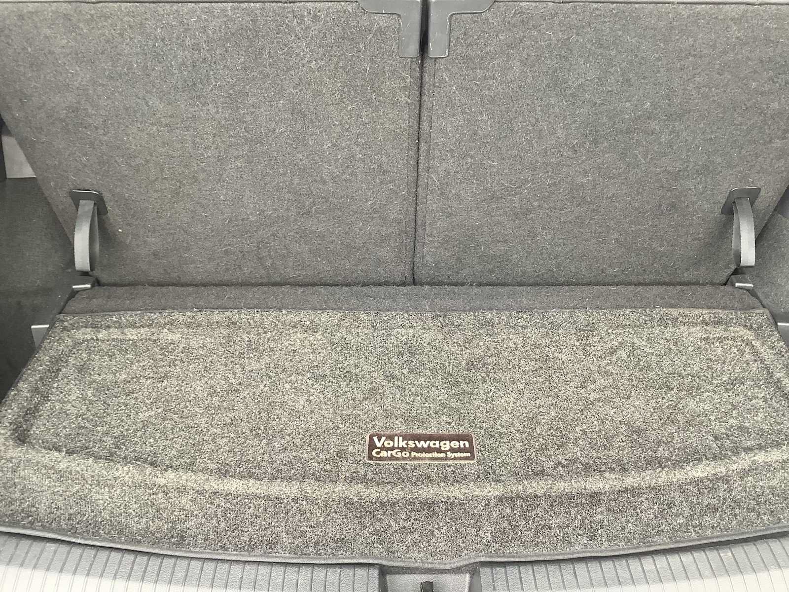 Used 2020 Volkswagen Tiguan SE FWD image 14