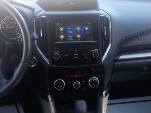 Used 2023 Subaru Forester Premium image 13