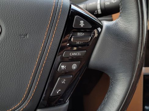 Used 2024 INFINITI QX80 Sensory image 17