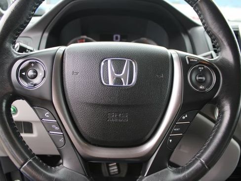 Used 2017 Honda Ridgeline RTL image 21