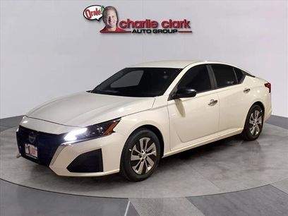 New 2025 Nissan Altima 2.5 S