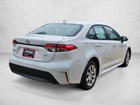 New 2026 Toyota Corolla LE image 2