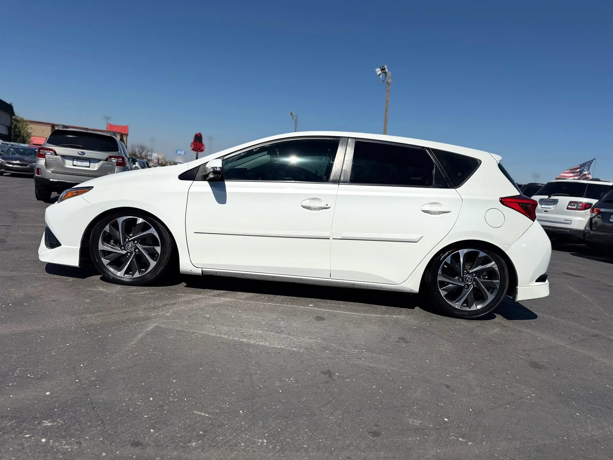 Used 2017 Toyota Corolla iM w/ Carpet Mat Package FWD image 6
