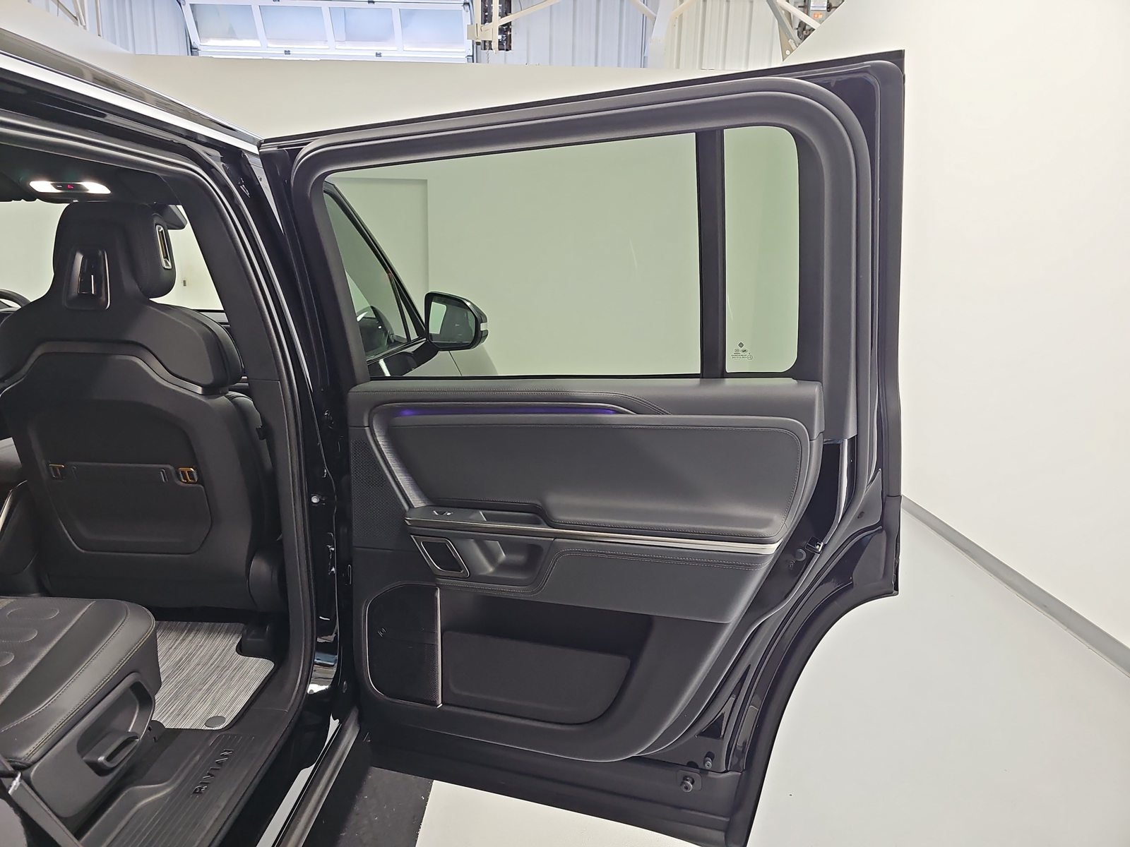 Used 2023 Rivian R1S Adventure Quad AWD/4WD image 19