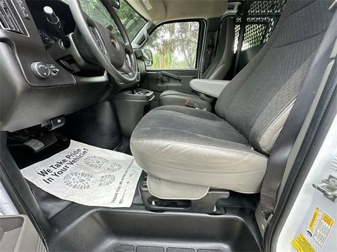 Used 2024 Chevrolet Express 2500 w/ Driver Convenience Package image 14