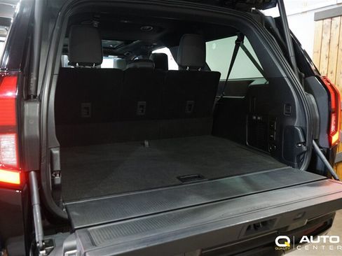 Used 2025 Ford Expedition Max Platinum w/ Stealth Performance Package AWD/4WD image 36