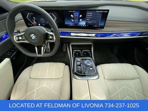 Used 2024 BMW 740i xDrive w/ Executive Package AWD/4WD image 21