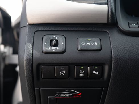 Used 2014 Lexus LS 460 AWD w/ Comfort Package image 39