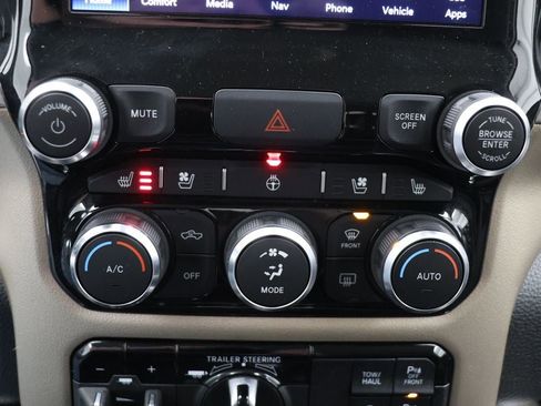 Used 2022 RAM 1500 Laramie image 30