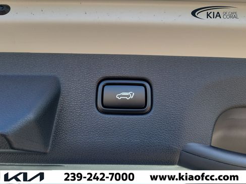 New 2026 Kia Sportage X-Line w/ X-Line Technology Package AWD/4WD image 11