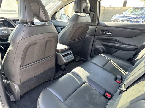 Used 2023 Nissan Ariya EVOLVE+ e-4ORCE image 11