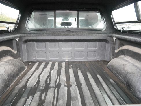 Used 2017 RAM 1500 Laramie image 18