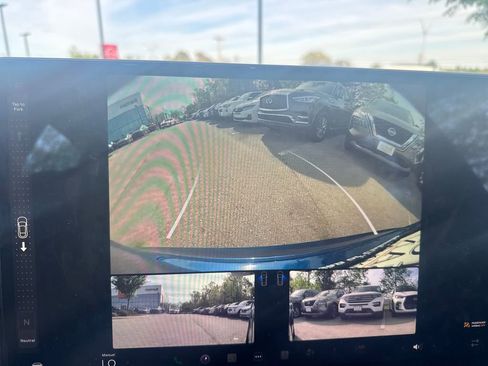 Used 2021 Tesla Model S Plaid AWD/4WD image 17