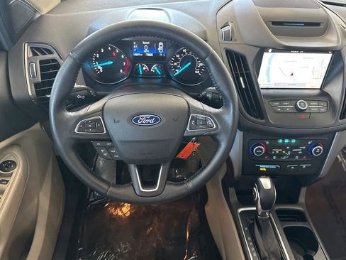 Used 2018 Ford Escape SEL AWD/4WD image 14