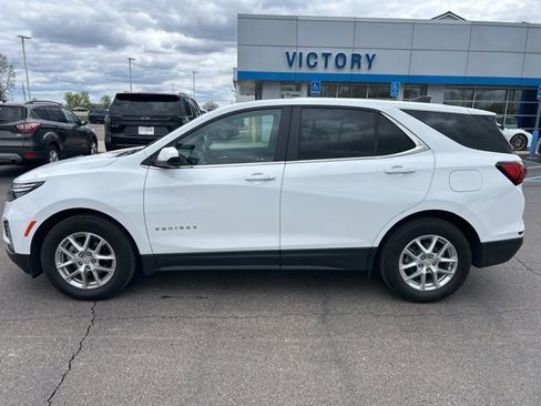 Used 2024 Chevrolet Equinox LT w/ LPO, Floor Liner Package FWD image 8