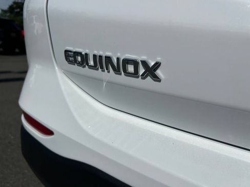 Used 2024 Chevrolet Equinox LT AWD/4WD image 36