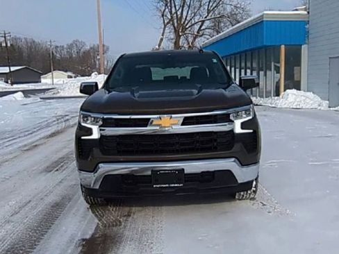 Certified 2023 Chevrolet Silverado 1500 LT w/ Z71 Off-Road Package image 3
