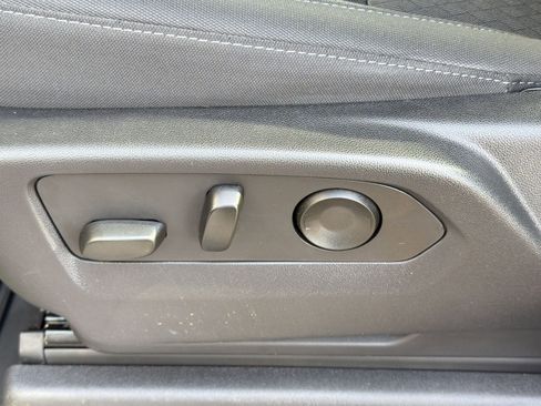 Used 2022 GMC Sierra 1500 Elevation w/ Preferred Package image 14