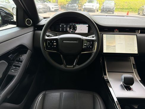 Used 2026 Land Rover Range Rover Evoque S AWD/4WD image 29