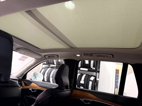 Used 2023 Volvo XC90 B6 Plus w/ Protection Package Premier AWD/4WD image 25