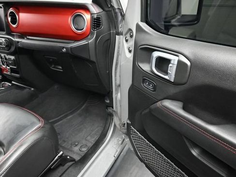 Used 2021 Jeep Gladiator Rubicon AWD/4WD image 23