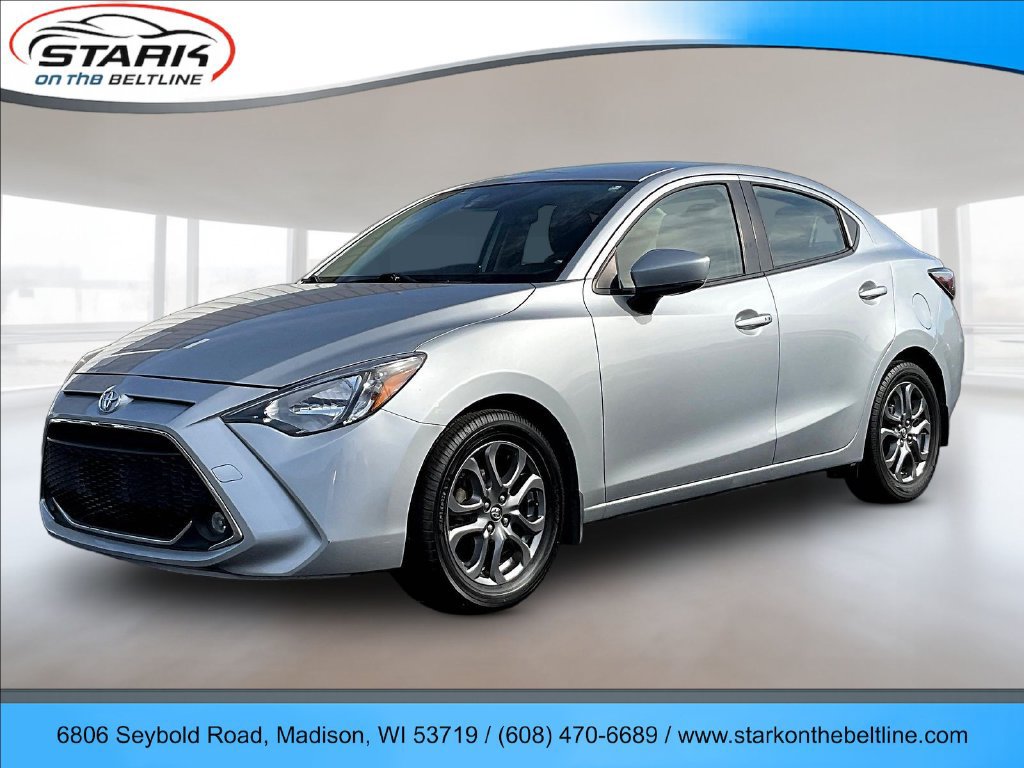 Used 2019 Toyota Yaris LE FWD image 3