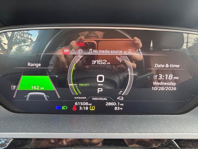 Used 2024 Audi Q8 e-tron Premium Plus w/ Premium Plus Package AWD/4WD image 10