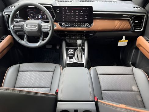 New 2026 GMC Canyon AT4 w/ Technology Plus Package AWD/4WD image 13
