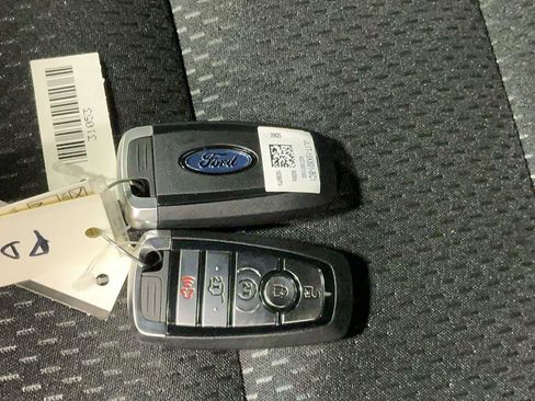 New 2026 Ford Escape ST-Line w/ Tech Pack #1 image 19