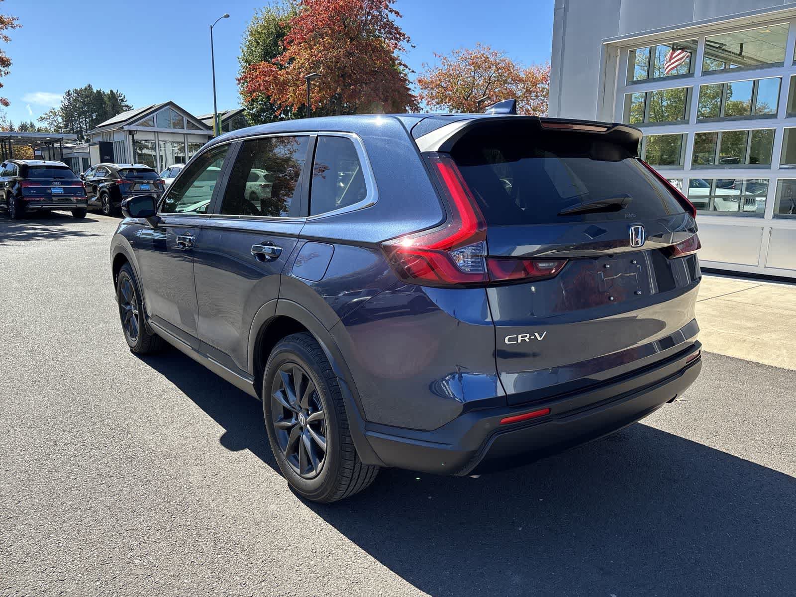 Used 2026 Honda CR-V EX-L image 3