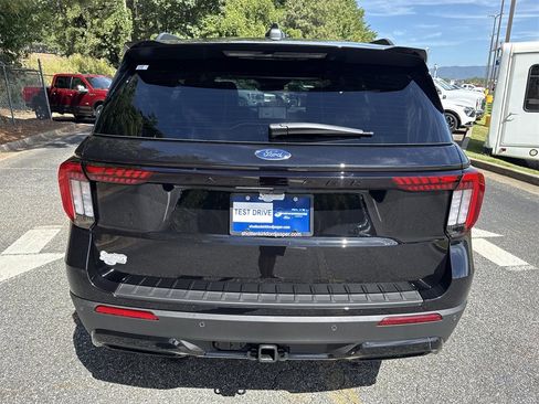 New 2025 Ford Explorer ST-Line w/ Premium Package image 6