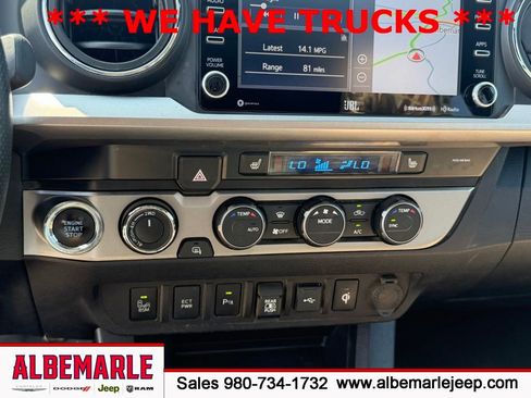 Used 2020 Toyota Tacoma Limited AWD/4WD image 24