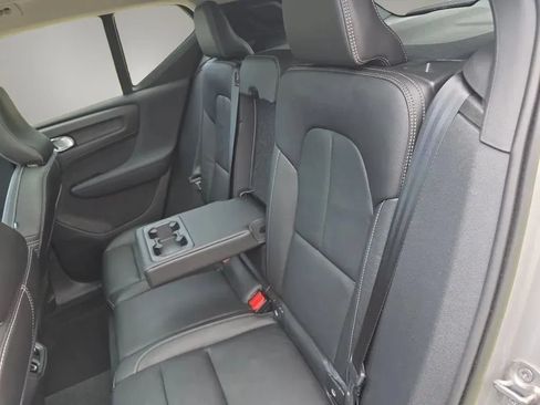 Used 2023 Volvo XC40 B5 Plus w/ Driver Assist Package AWD/4WD image 43