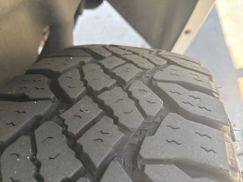 Used 2016 Ford F150 Lariat w/ Trailer Tow Package image 5