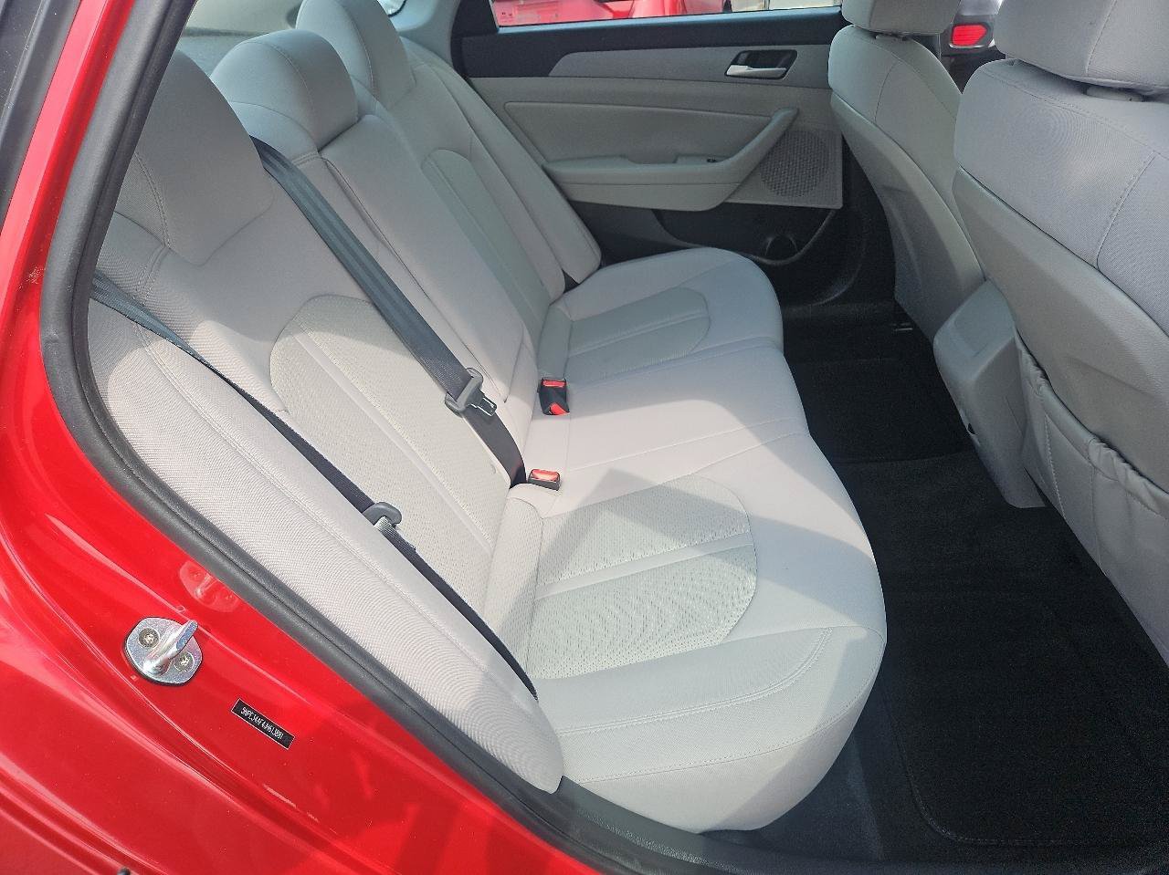 Used 2018 Hyundai Sonata SEL FWD image 19