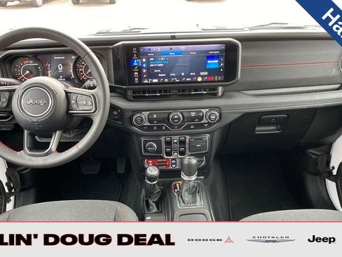 Used 2024 Jeep Wrangler Unlimited Rubicon image 30