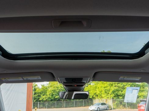 New 2026 Honda HR-V EX-L image 24