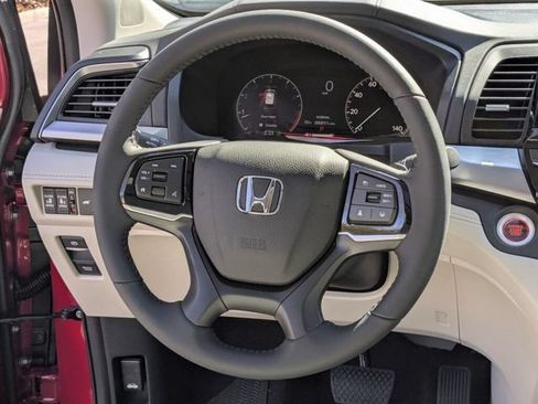 Certified 2026 Honda Odyssey EX-L image 15