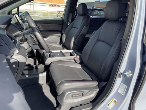 Used 2025 Honda Odyssey Sport-L image 14