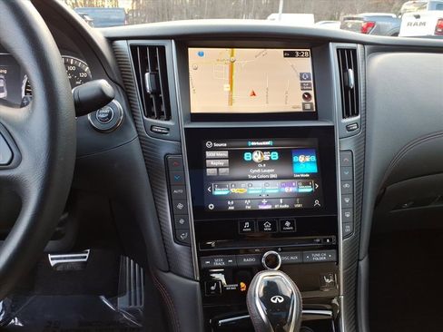 Used 2022 INFINITI Q60 Red Sport 400 w/ Proactive Package image 19