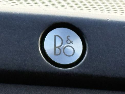 Used 2018 Ford F150 Lariat w/ Equipment Group 502A Luxury image 21