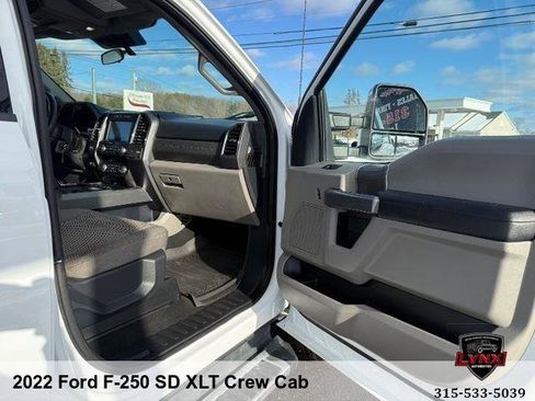 Used 2022 Ford F250 XLT w/ XLT Premium Package image 41