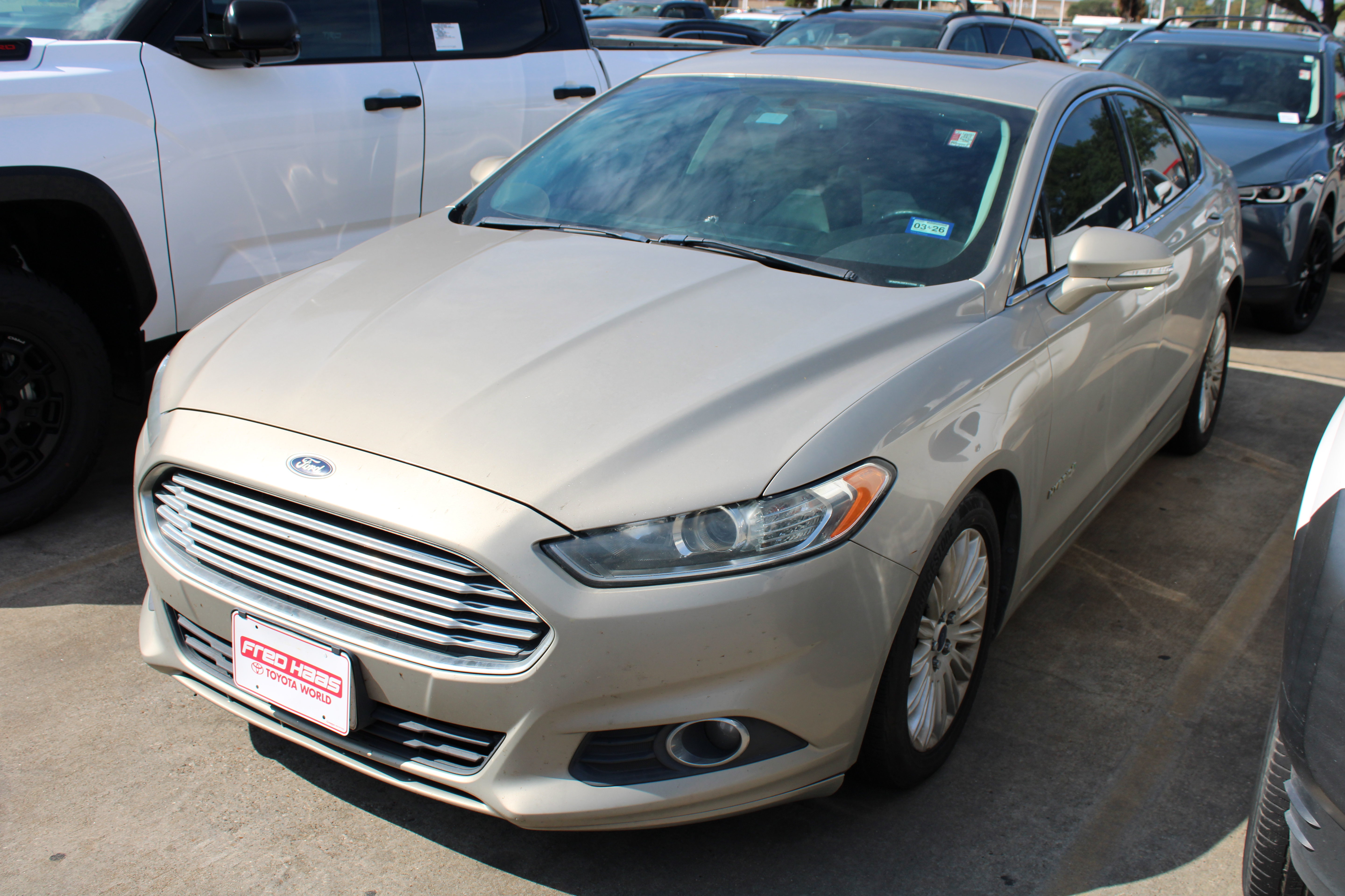 Used 2015 Ford Fusion SE w/ Equipment Group 502A FWD image 6